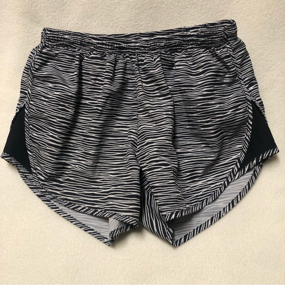 Nike running shorts size XS